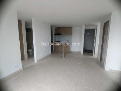 Apartamento de 3 alcobas en venta en El Porvenir, Rionegro, 50 m² · foto 4 de 16