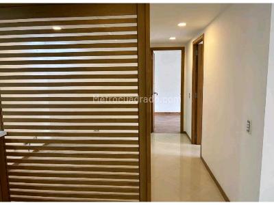 Apartamento de 2 alcobas en venta en Aves Marias, Sabaneta, 86 m² · foto 4 de 14