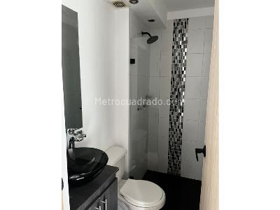 Apartamento de 3 alcobas en venta en Calasanz Parte Alta, Medellín, 54 m² · foto 7 de 13
