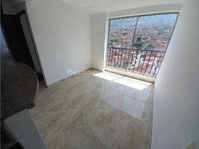 Apartamento en venta en Campo Valdes, Medellín · foto 5 de 14