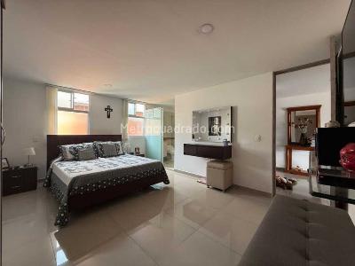 Apartamento de 3 alcobas en venta en Los Colores, Medellín, 114 m² · foto 12 de 12