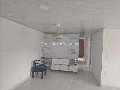 Apartamento de 3 alcobas en venta en Loma De Los Bernal, Medellín, 78 m² · foto 5 de 20