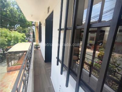 Casa de 5 alcobas en venta en Robledo Cordoba, Medellín, 139 m² · foto 10 de 14