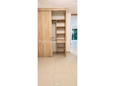 Apartamento en venta en Uribe Angel, Envigado · foto 10 de 12