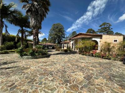 Casa de 4 alcobas en venta en Alto De Las Palmas, Envigado · foto 2 de 20