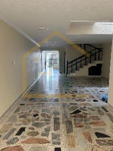 Casa de 5 alcobas en venta en Provenza, Bucaramanga, 280 m² · foto 2 de 20