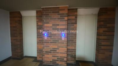 Apartamento de 3 alcobas en venta en Chapinero, Bucaramanga, 54 m² · foto 2 de 18