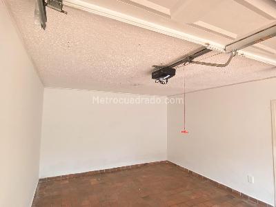 Casa de 5 alcobas en venta en Los Pinos, Bucaramanga, 144 m² · foto 2 de 15