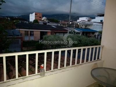 Casa de 5 alcobas en venta en Diamante 2, Bucaramanga, 336 m² · foto 7 de 18