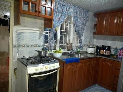 Casa de 5 alcobas en venta en Diamante 2, Bucaramanga, 336 m² · foto 5 de 18