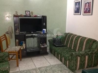 Casa de 5 alcobas en venta en Diamante 2, Bucaramanga, 336 m² · foto 12 de 18