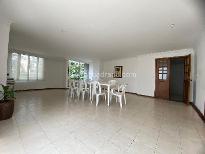 Apartamento de 4 alcobas en venta en Cabecera Del Llano, Bucaramanga, 136 m² · foto 16 de 19