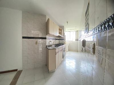 Apartamento de 4 alcobas en venta en Cabecera Del Llano, Bucaramanga, 136 m² · foto 5 de 19