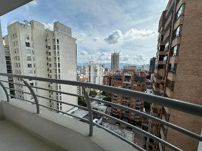 Apartamento de 3 alcobas en venta en Cabecera Del Llano, Bucaramanga, 98 m² · foto 4 de 14