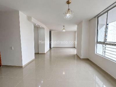 Apartamento de 3 alcobas en venta en Cabecera Del Llano, Bucaramanga, 98 m² · foto 2 de 14
