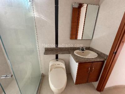 Apartamento de 3 alcobas en venta en Cabecera Del Llano, Bucaramanga, 98 m² · foto 8 de 14
