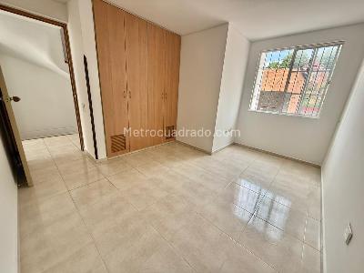 Casa de 3 alcobas en venta en Versalles, Floridablanca, 129 m² · foto 11 de 19
