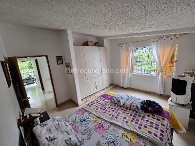 Casa de 4 alcobas en venta en Lagos 3, Floridablanca, 183 m² · foto 13 de 14