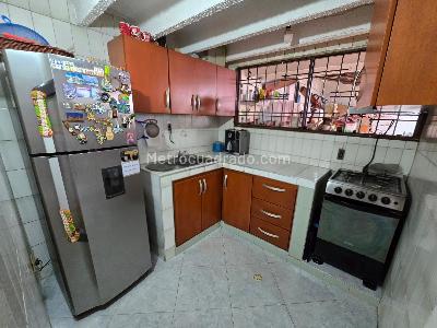 Casa de 4 alcobas en venta en Lagos 3, Floridablanca, 183 m² · foto 7 de 14