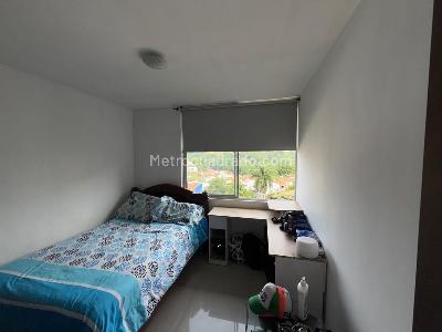 Apartamento de 3 alcobas en venta en Versalles, Floridablanca, 99 m² · foto 11 de 18