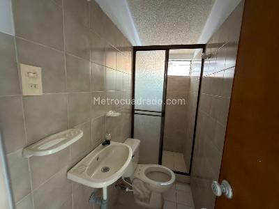 Casa de 4 alcobas en venta en Lagos I, Floridablanca, 208 m² · foto 14 de 20