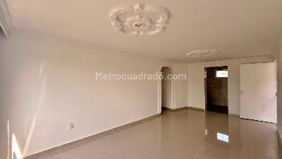 Apartamento de 3 alcobas en venta en Altos De Canaveral, Floridablanca, 81 m² · foto 3 de 20