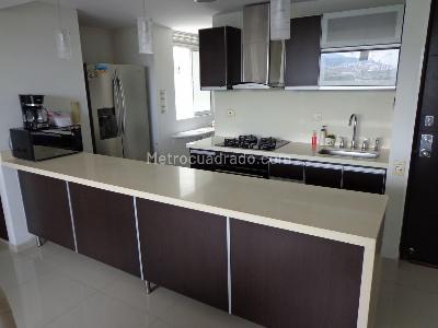 Apartamento de 3 alcobas en venta en Versalles, Floridablanca, 94 m² · foto 5 de 19
