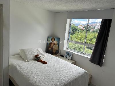 Apartamento de 3 alcobas en venta en Canaveral, Floridablanca, 102 m² · foto 8 de 17