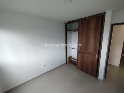 Apartamento de 3 alcobas en venta en Canaveral, Floridablanca, 97 m² · foto 11 de 18