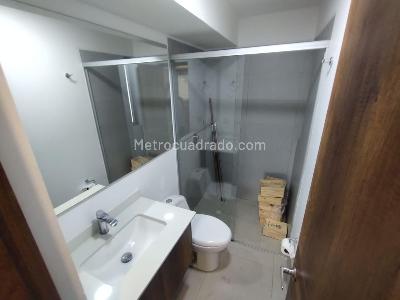 Apartamento de 3 alcobas en venta en Canaveral, Floridablanca, 97 m² · foto 9 de 18