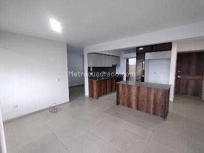Apartamento de 3 alcobas en venta en Canaveral, Floridablanca, 97 m² · foto 4 de 18