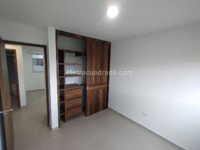 Apartamento de 3 alcobas en venta en Canaveral, Floridablanca, 97 m² · foto 12 de 18