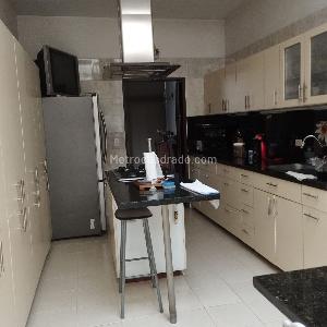 Casa de 5 alcobas en venta en Santa Rita, Cali · foto 8 de 14
