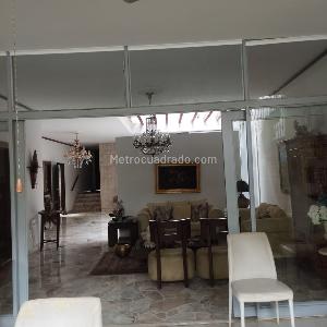 Casa de 5 alcobas en venta en Santa Rita, Cali · foto 10 de 14