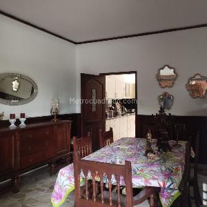 Casa de 5 alcobas en venta en Santa Rita, Cali · foto 12 de 14