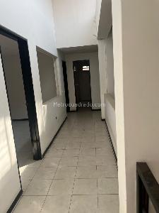 Casa de 5 alcobas en venta en Bella Suiza, Cali, 300 m² · foto 7 de 15