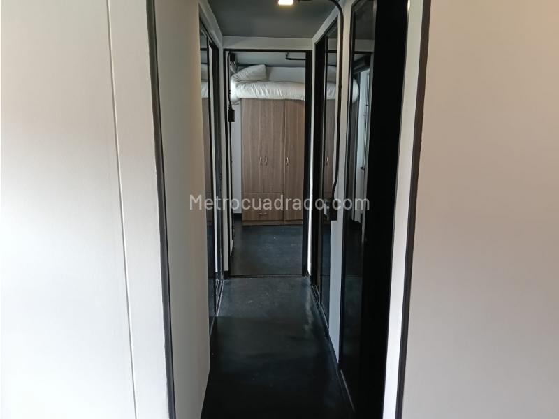 Apartamento de 2 Alcobas con Jacuzzi en Loma de los Bernal - 4