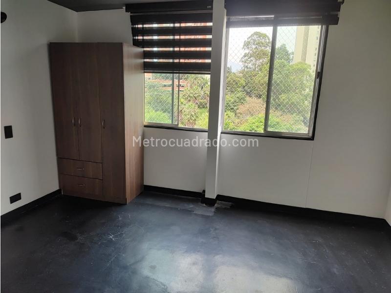 Apartamento de 2 Alcobas con Jacuzzi en Loma de los Bernal - 8