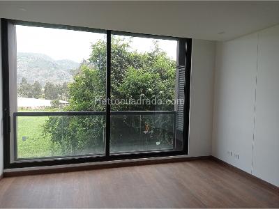 Apartaestudio en venta en Senior Suites Guaymaral, Chía, 56 m² · foto 2 de 20
