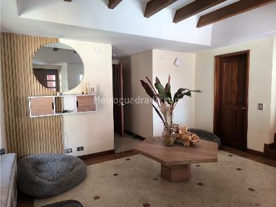 Casa de 4 alcobas en venta en Torre Ladera, Bogotá, 263 m² · foto 2 de 20