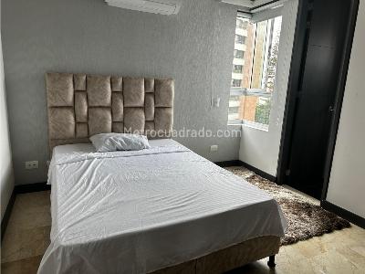 Apartamento de 3 alcobas en arriendo en Poblado (Castropol), Medellín, 180 m² · foto 12 de 14