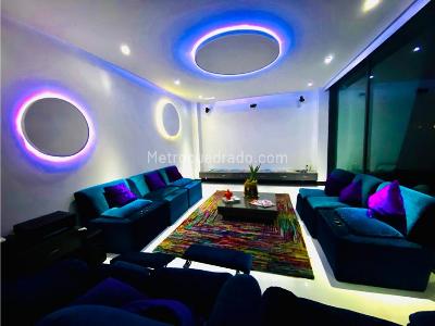 Casa de 4 alcobas en venta en Las Palmas, Medellín, 700 m² · foto 6 de 12