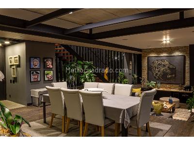 Casa de 4 alcobas en venta en Las Palmas, Medellín, 830 m² · foto 2 de 20