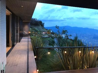 Casa de 4 alcobas en venta en Las Palmas, Medellín, 830 m² · foto 13 de 20