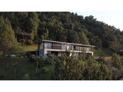 Casa de 4 alcobas en venta en Las Palmas, Medellín, 830 m² · foto 19 de 20
