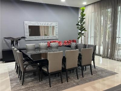 Casa de 5 alcobas en venta en Los Balsos, Medellín · foto 4 de 18
