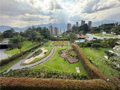 Casa de 5 alcobas en venta en Los Balsos, Medellín · foto 16 de 18