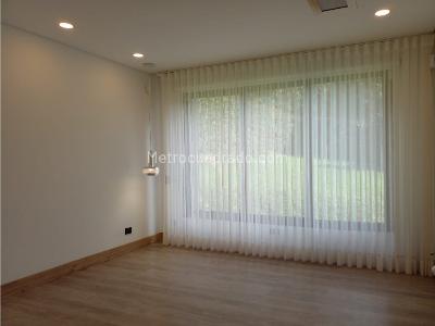 Casa de 4 alcobas en venta en Las Palmas, Medellín, 500 m² · foto 9 de 19