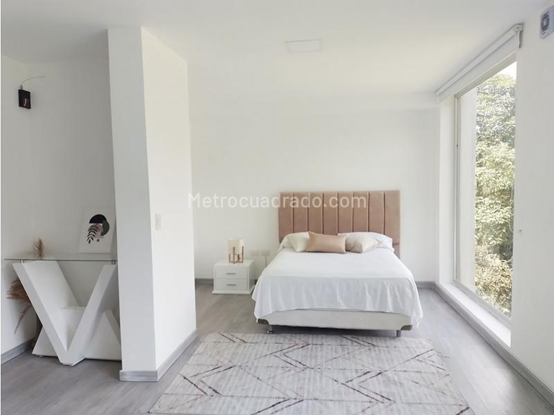 Elegant 5BR House for Rent in Poblado - 9