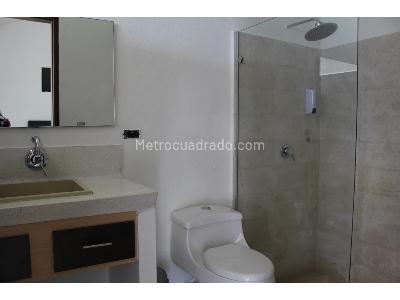 Casa de 5 alcobas en venta en Loma Del Escobero, Medellín, 460 m² · foto 17 de 20